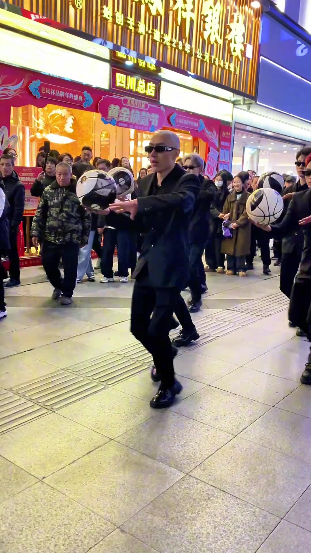打篮球的都知道运球虚晃时一抽一抽的最难防