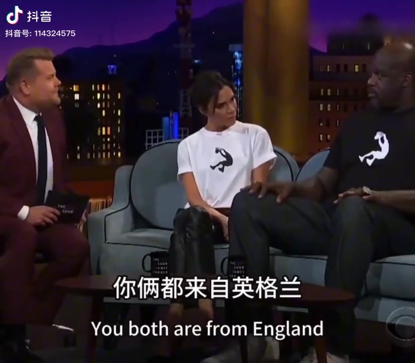 贝嫂笑开花!奥尼尔现场问:如果我娶了贝嫂记得给我电话