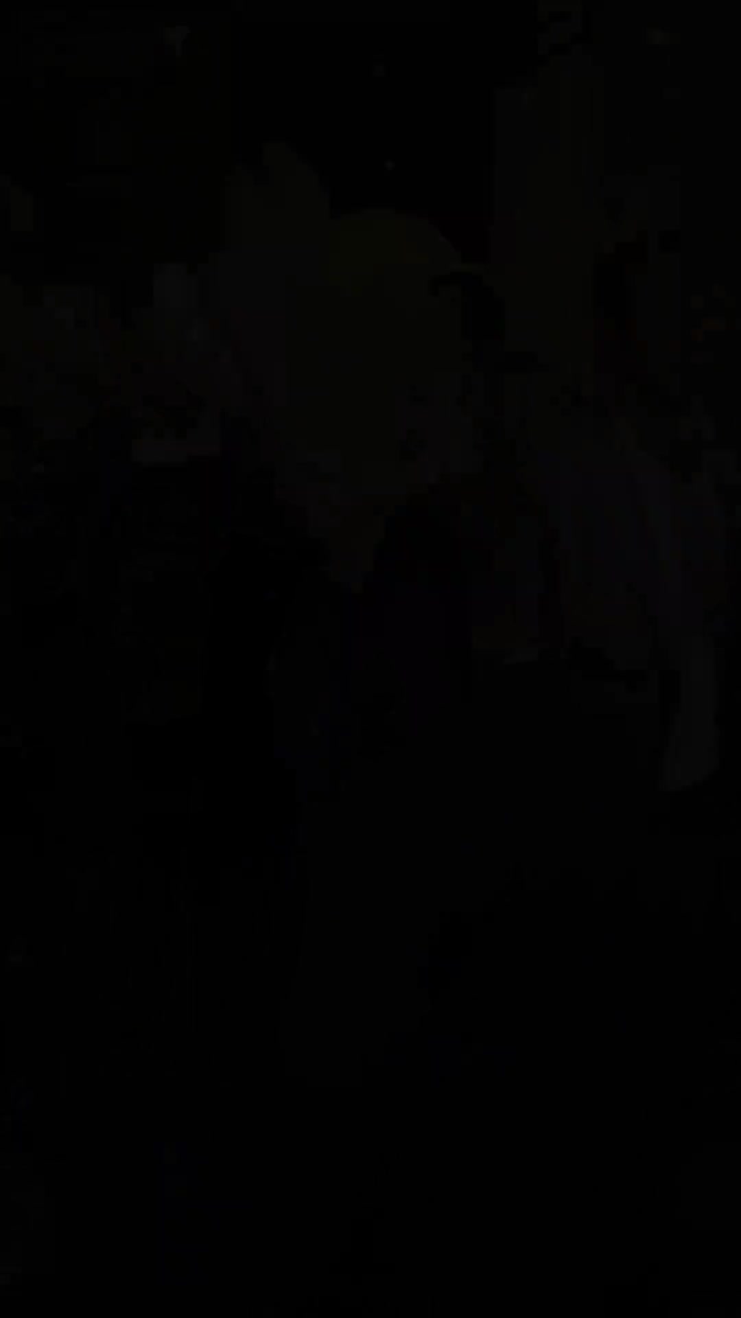 安切洛蒂抵达巴西,巴西足协主席全程陪同,球迷燃放焰火热情迎接