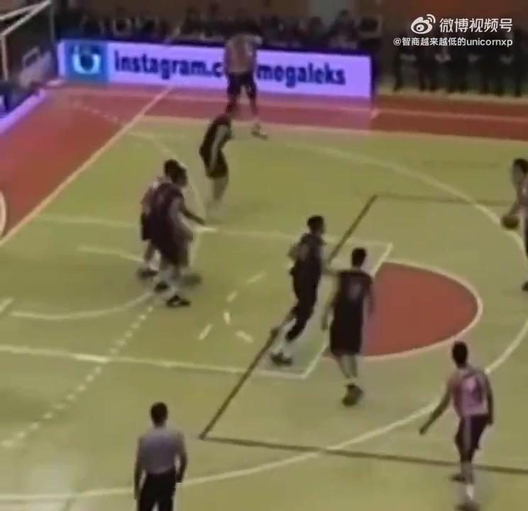杨瀚森打球更像如今约基奇而同年龄在进联盟前两人球风不尽相同