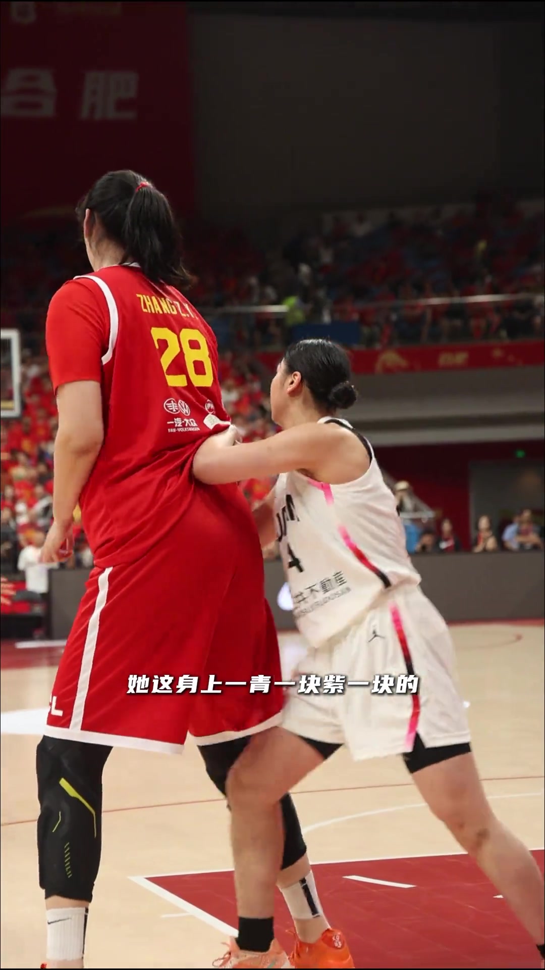 宫鲁鸣:张子宇打完日本后身上青一块紫一块的,要适应成年队强度
