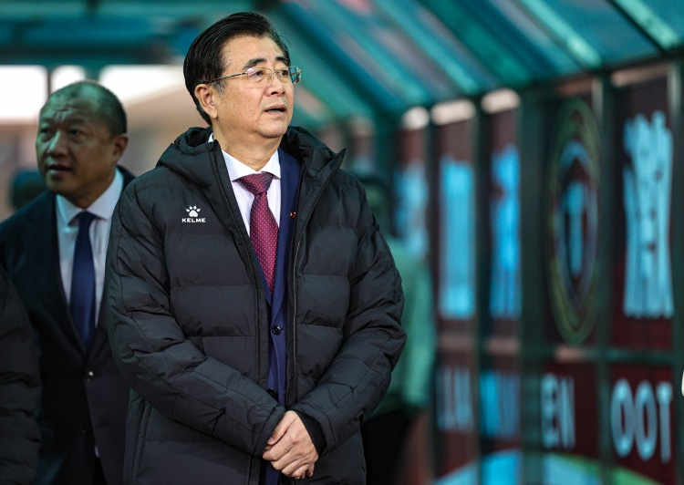 记者:中足联架构基本上还是那样,无非是管理者换一些人