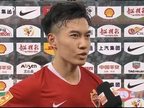 29岁中场球员王成快自由转会大连英博,曾在荷兰阿贾克斯留洋