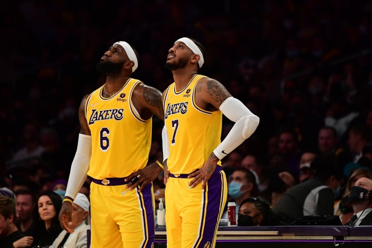 安东尼:詹姆斯不打全明星没问题 唯一的问题是该把位置让给别人