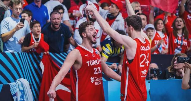 什么小火龙？申京已经是MVP水平！