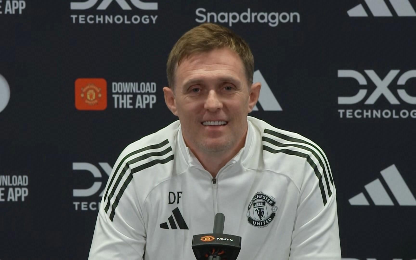 弗莱彻：带领曼联是荣誉，我在最疯狂的