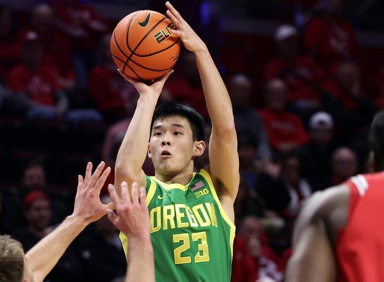 林葳证明中国后卫也可以在美国打球