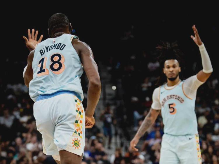 0.9分0.7板！真没油了！再见，马刺