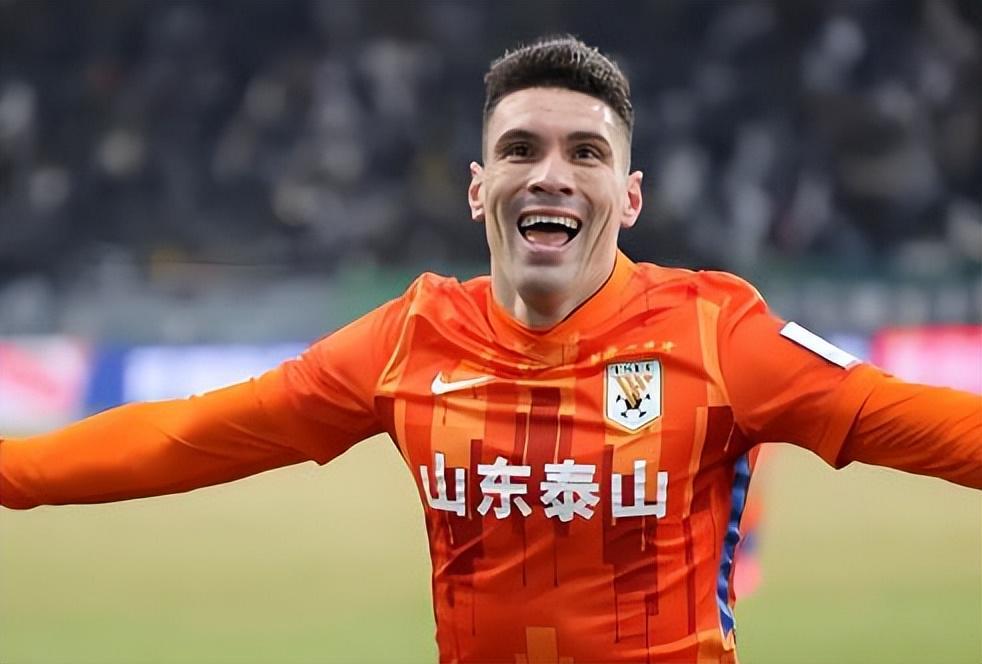 喜讯！国安队本赛季后腰位置有望引进