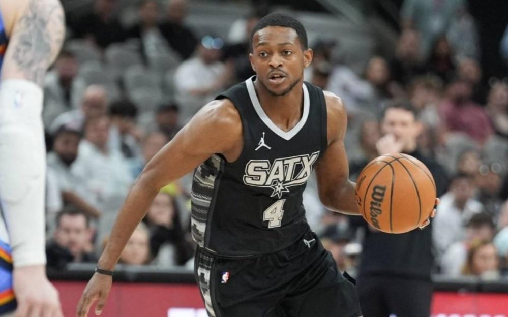 18中4赛季最差一战！福克斯遭美媒开