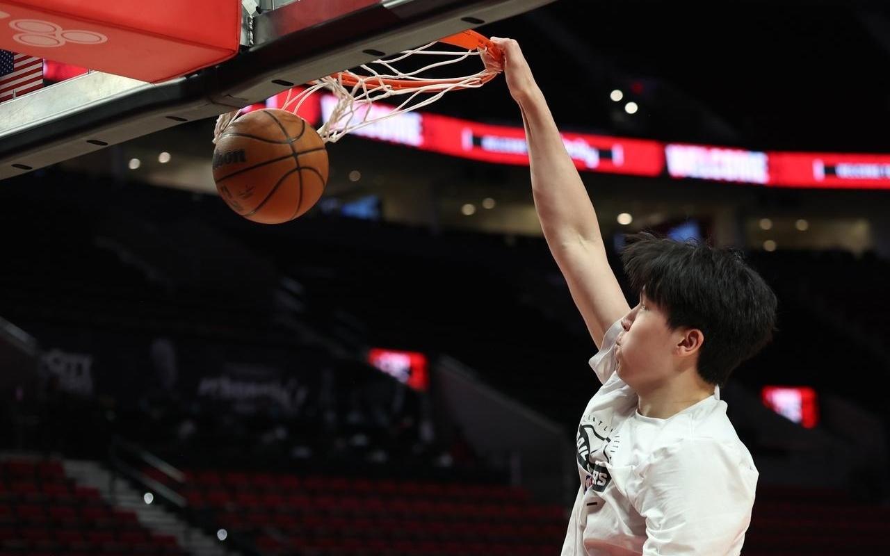 开拓者VS火箭二番战，杨瀚森再战杜兰