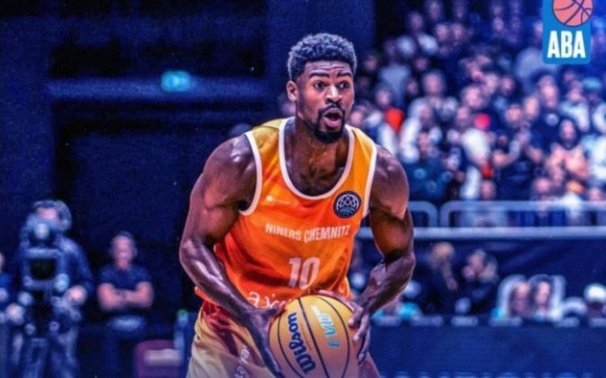 CBA官方：北京男篮注册新外援贝利今