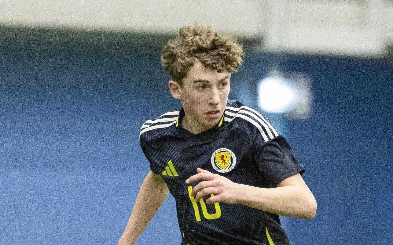 Herewego！曼城签下15岁新星麦克米金