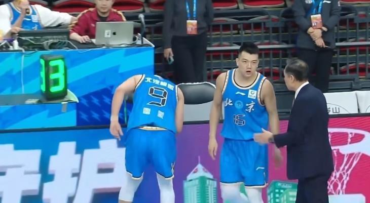 CBA最新排名，广厦队重回第二，首钢输