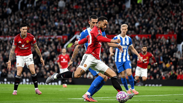 凌晨0点30曼联出战足总杯：6次相遇6