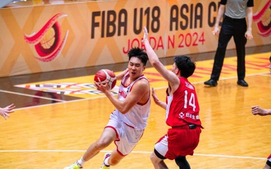 11投0中砍0分0板！男篮19岁天才迷失：他还能争CBA最佳新秀吗