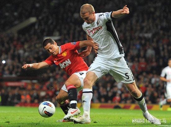 27岁登陆英超的大块头，被枪手和曼联