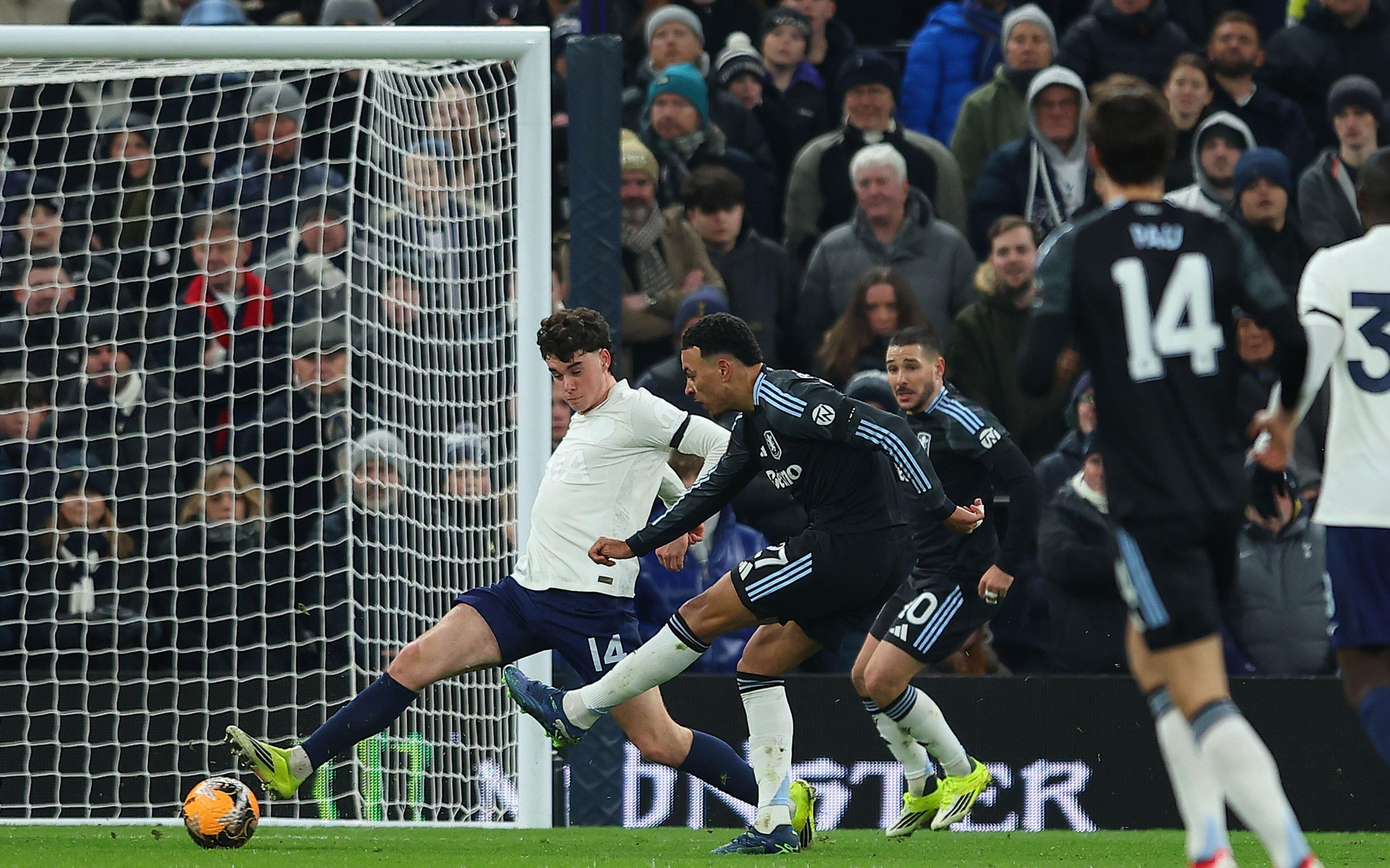 喜欢的对手，摩根罗杰斯5次对阵热刺