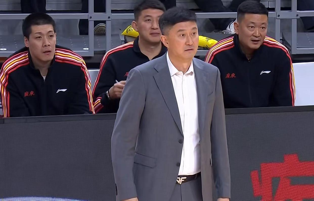 太适合广东队！CBA“冠军中锋”状态劲爆，这可是杜锋的内线底牌