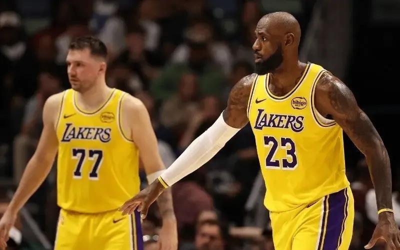 场均25+6+6！带队历史第一，所有人都说