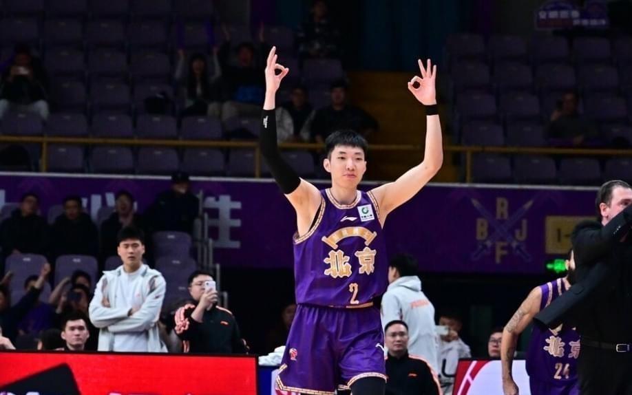 0.7秒三分压哨绝杀！CBA又现死亡绝杀