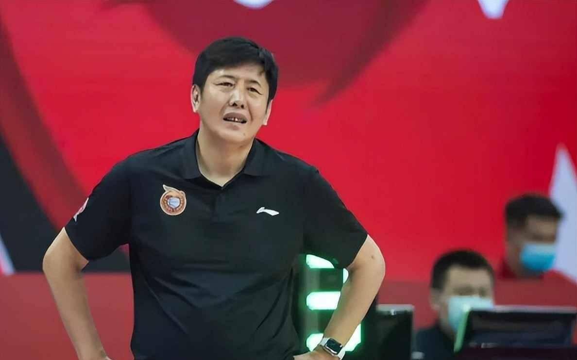 CBA开赛至今，已有五名教练下课，下一