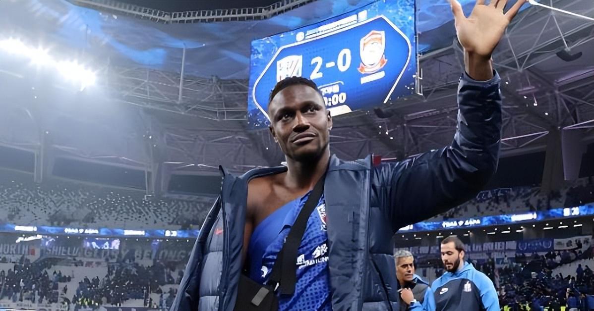 罗竞加盟大连英博！未来他能否顶替离