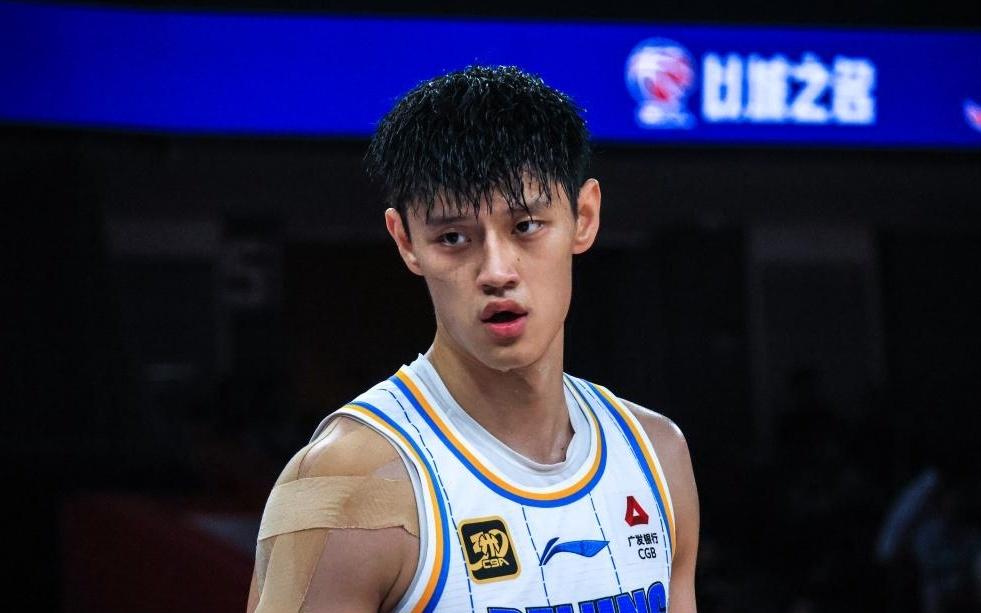 赛后怒批球队“输掉北京形象”，许利