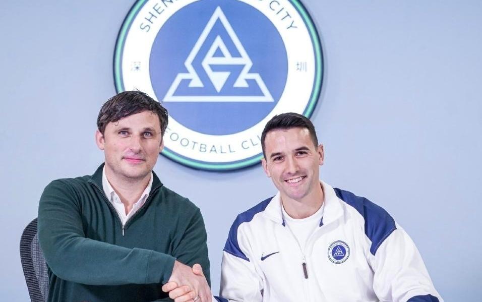 下一个邵佳一！深圳新鹏城官宣周定洋