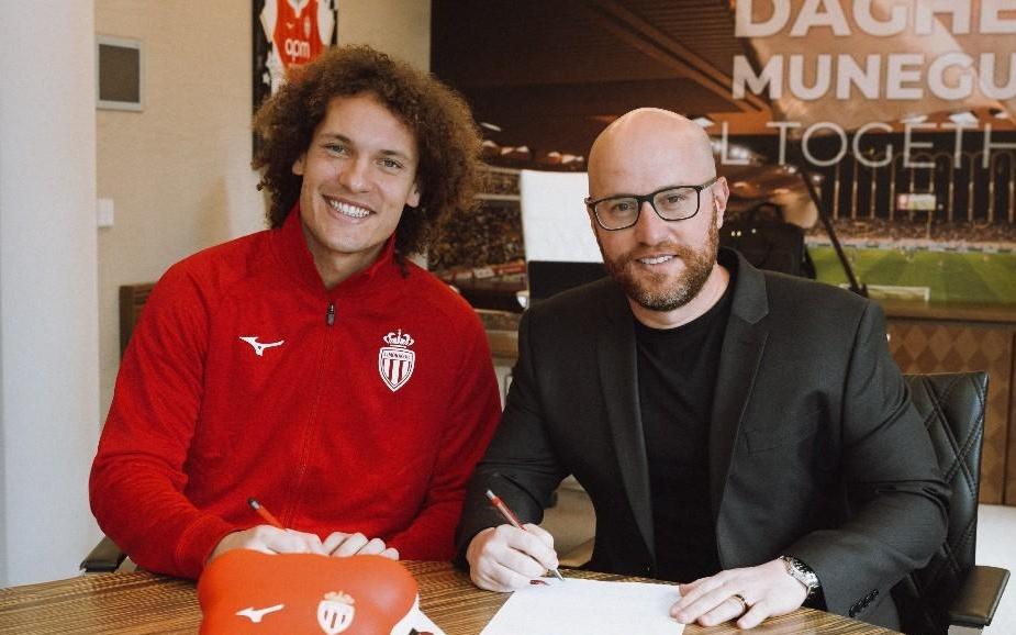 官方：摩纳哥租借莱斯特城中卫费斯，含