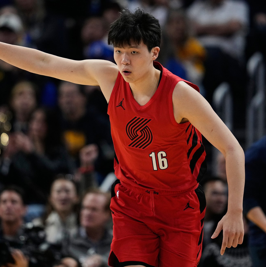杨瀚森22分创新高引热议：变强了打核
