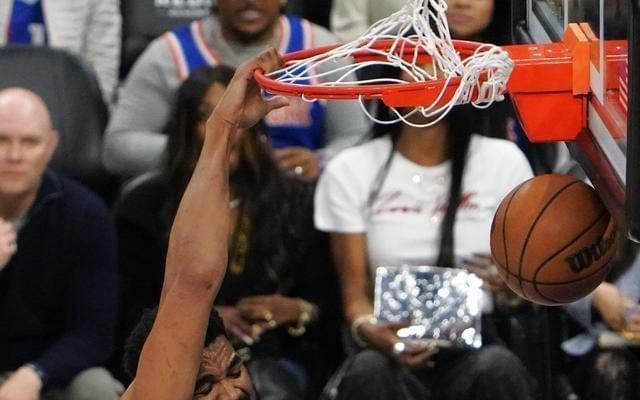 德罗赞27分5助NBA国王主场112101击