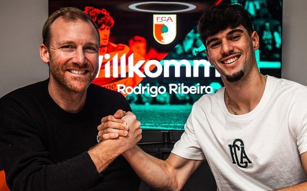 官方：奥格斯堡租借葡体20岁前锋里贝