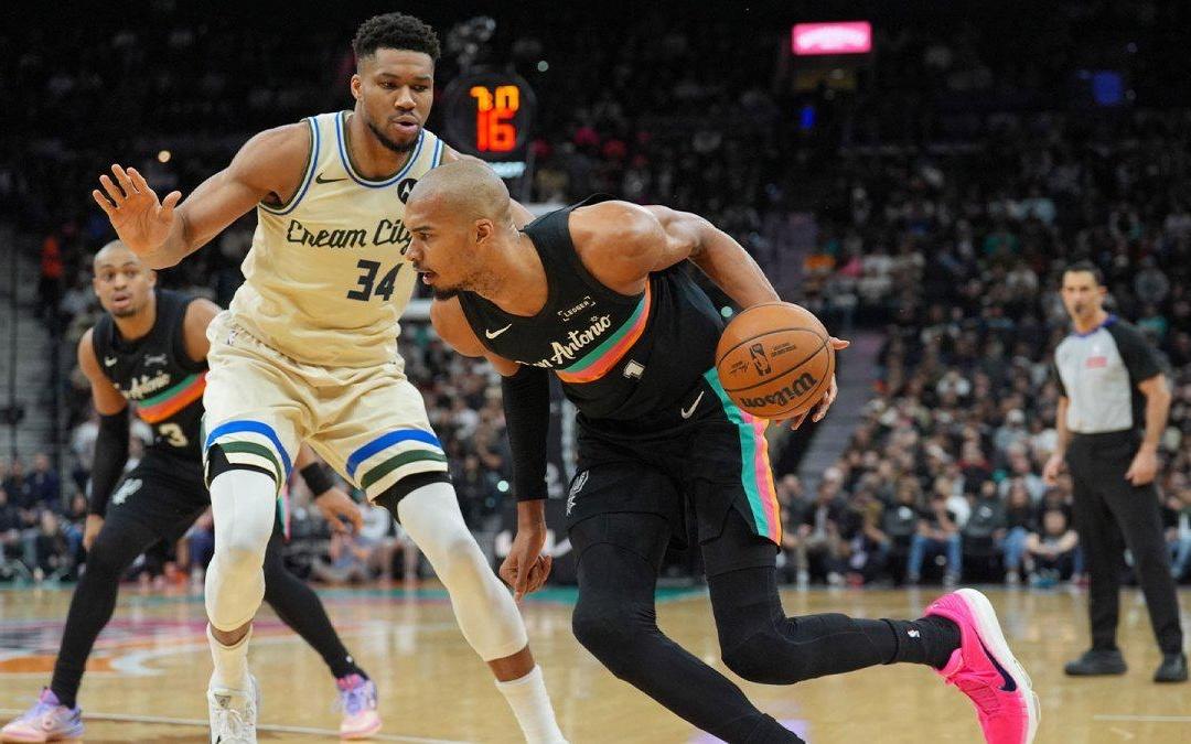 赞不绝口，马刺队文班亚马获得扬尼斯