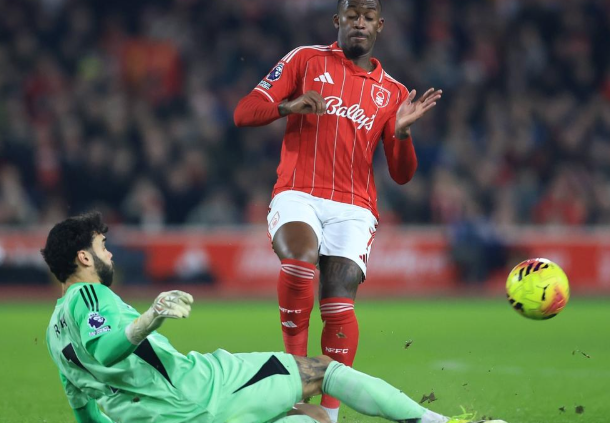 狂攻不下！英超领头羊掉链子，24岁锋霸