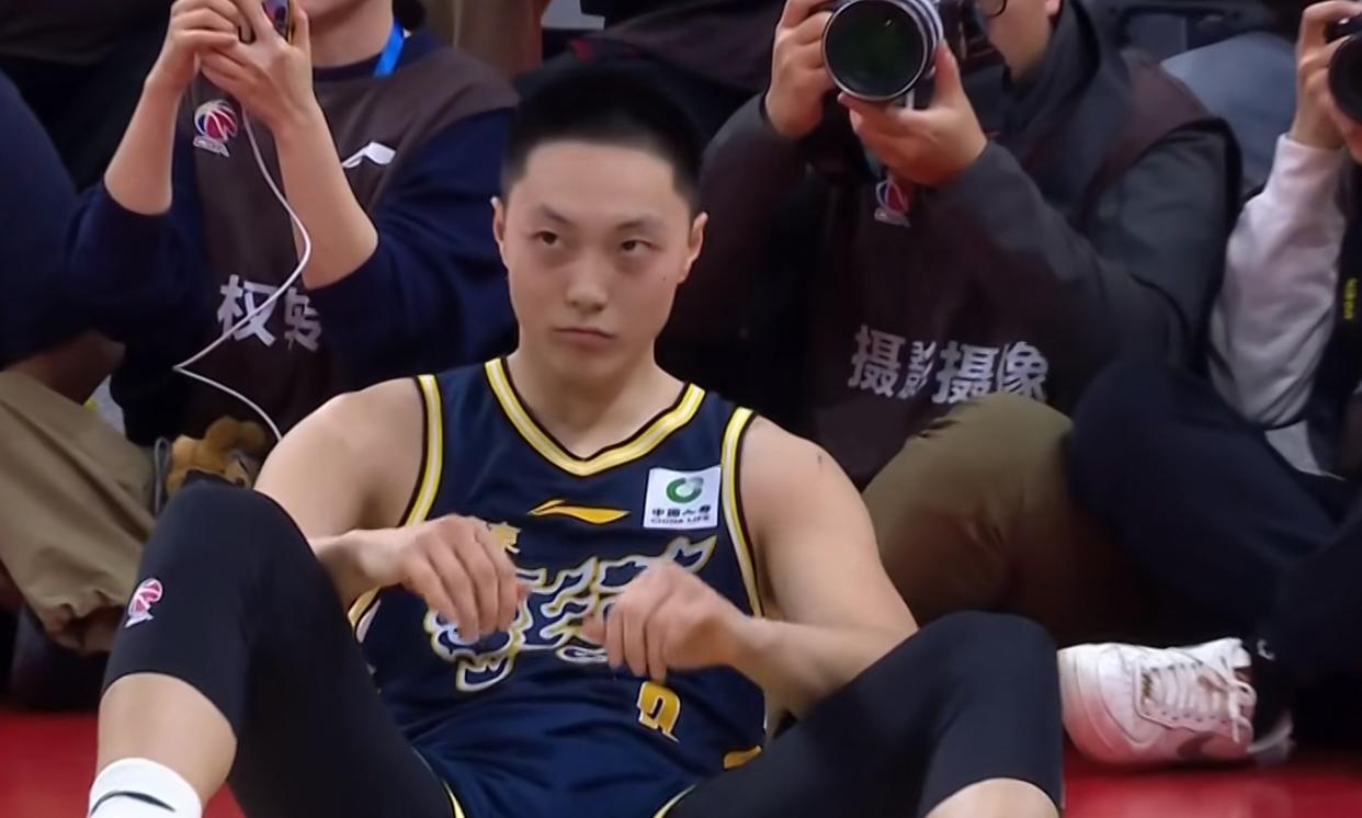 重磅！NBA冠军中锋被多队疯抢，广东男