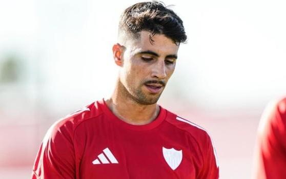 西媒：塞维防线漏洞百出，卡多索无法理