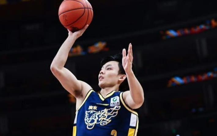 烽火连天！CBA争冠格局上演巅峰对决，