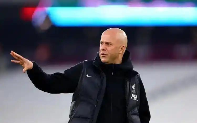 凯纳克：斯洛特需要配备“智囊团”，“