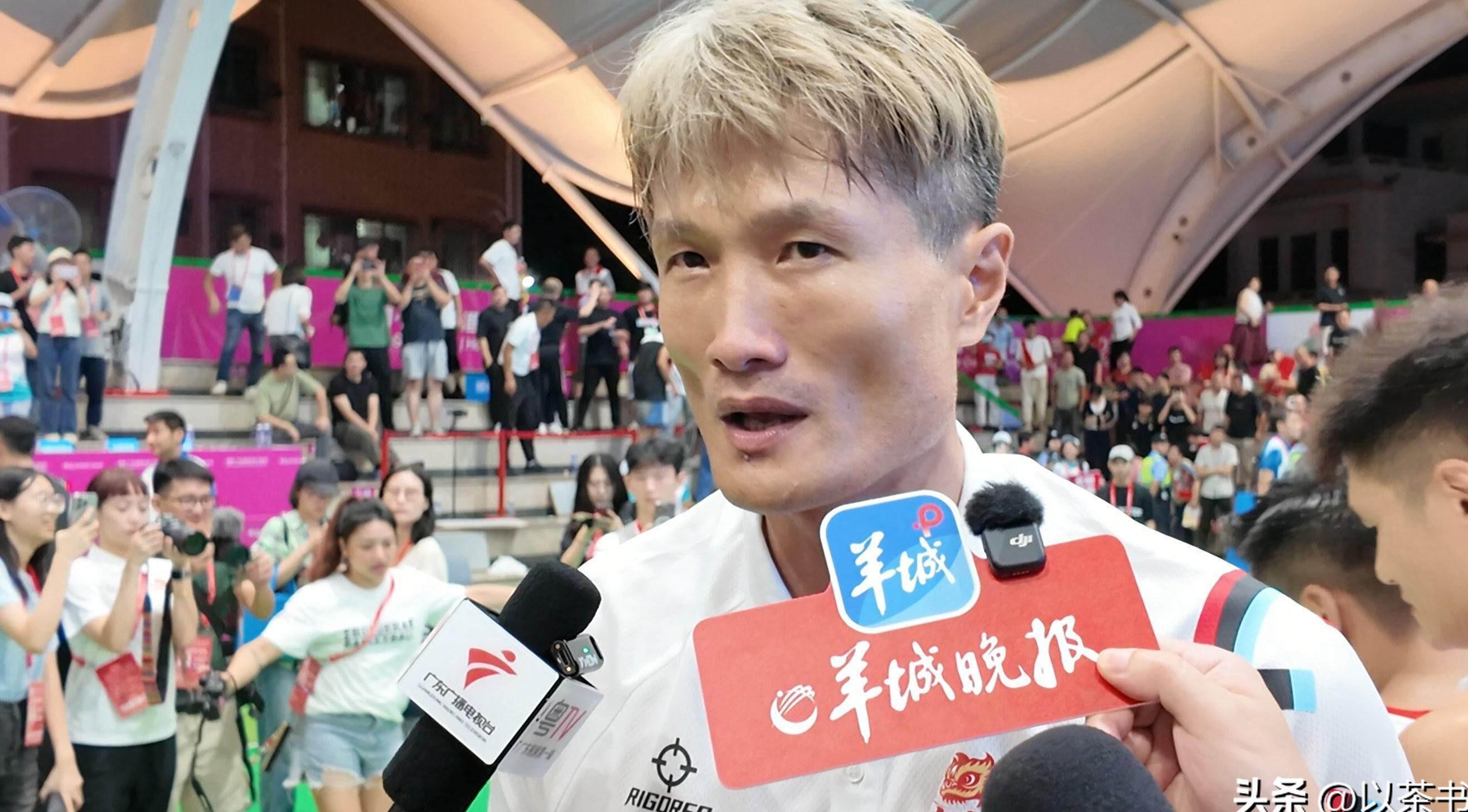 季乐：退役后竟然当交警，曾拿3次CBA总