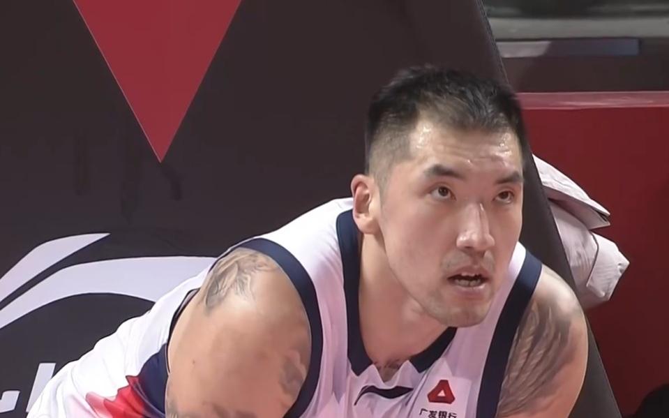 CBA山东男篮客场逆转击败吉林，高诗