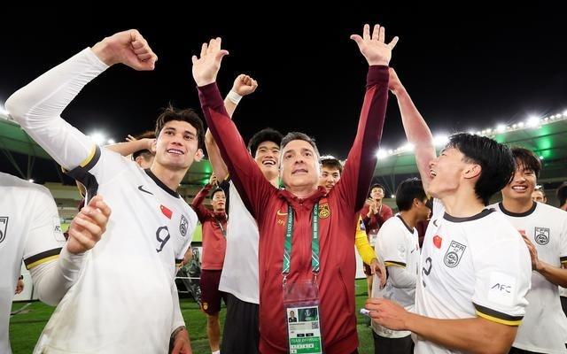 安东尼奥的球员时代：16岁西甲首秀，西乙单场6球&斩获金靴