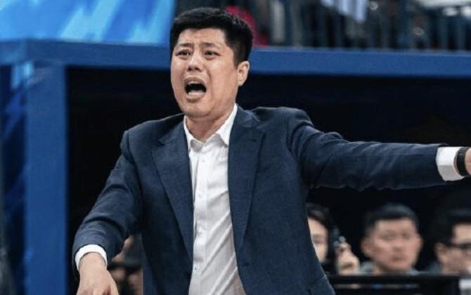 潘江：张宁的伤势有所反复，几周之内应