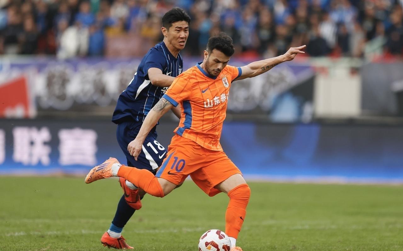 官宣！泰山与瓦科完成续约，回归海口冬训，2026争冠底气更足了