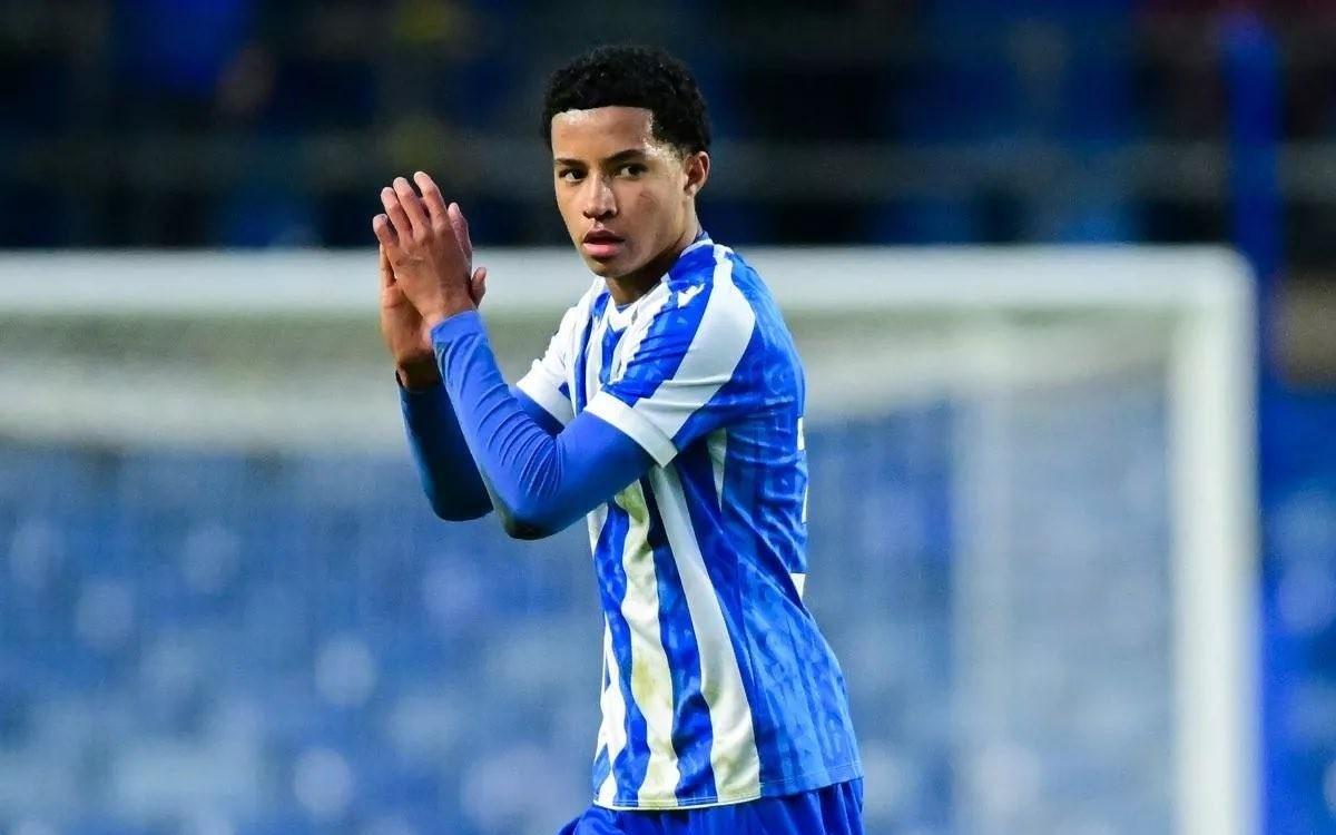 跟队：曼联已经开出报价求购谢周三17