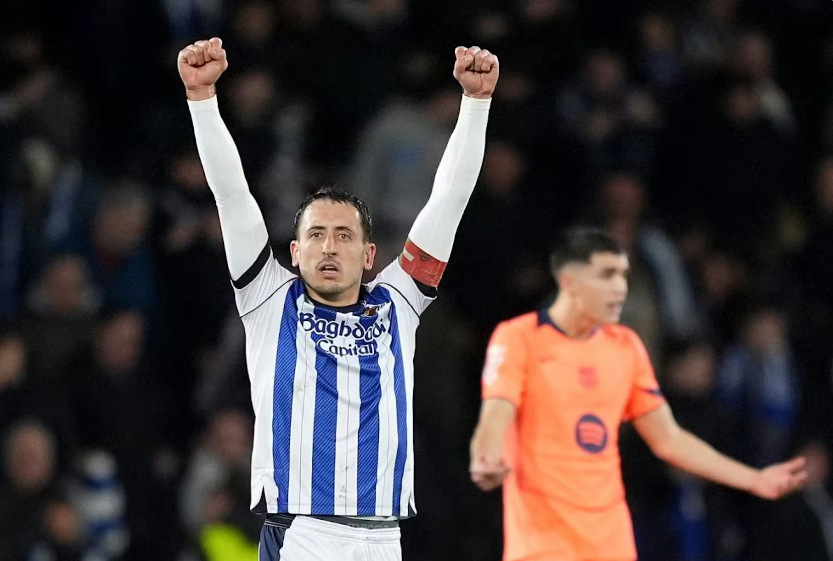 曼联锁定皇社队长奥亚萨瓦尔，或砸75