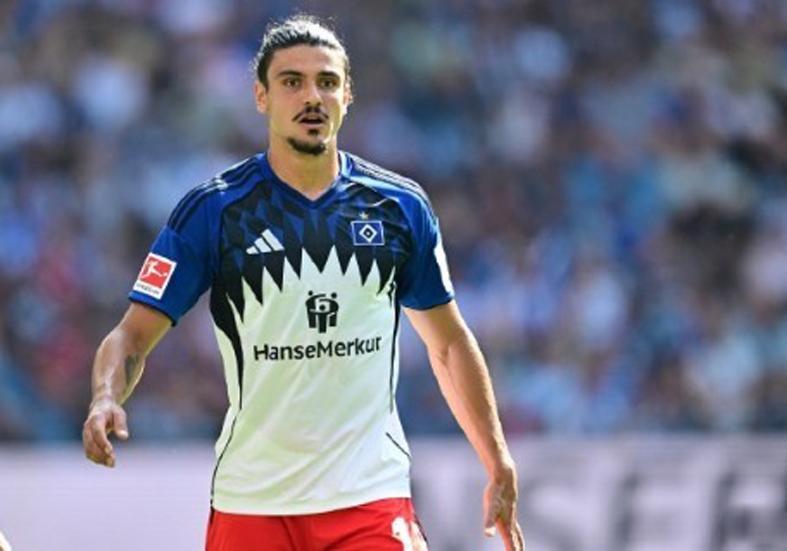 国安锁定1米91大中卫球迷：方昊留下