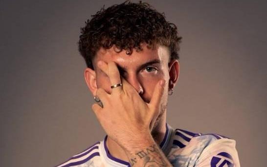 夏洛特主帅迪恩史密斯：埃利奥特能来