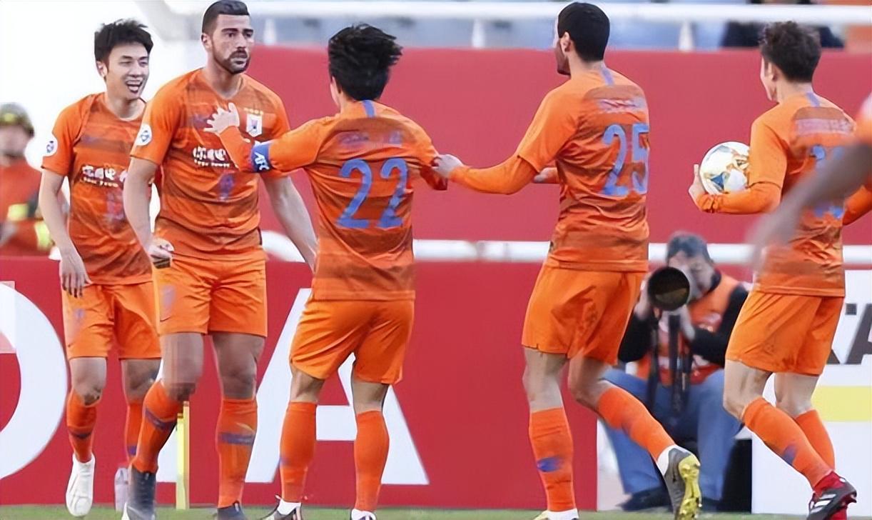 他刚刚入选邵佳一国足，就有望成为鲁