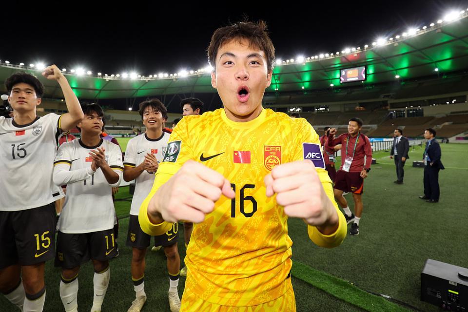 央视确认！3家中超争冠队欲签李昊，欧